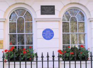 Virginia Woolf lived here.